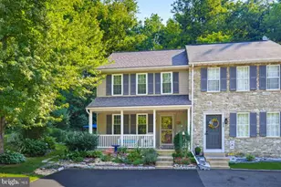29 Deep Hollow Ln, Lancaster, PA 17603 - Photo 1