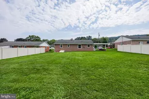520 Lincoln Ave, Ephrata, PA 17522 - Photo 23
