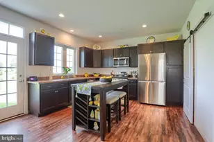 711 Radio, Elizabethtown, PA 17022 - Photo 9