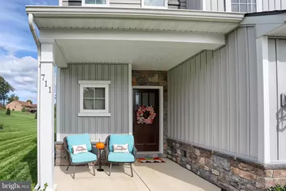 711 Radio, Elizabethtown, PA 17022 - Photo 3