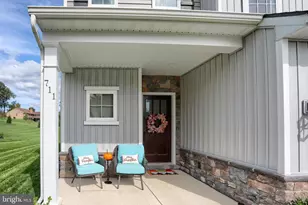 711 Radio, Elizabethtown, PA 17022 - Photo 3