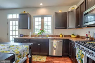 711 Radio, Elizabethtown, PA 17022 - Photo 7