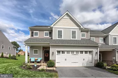 711 Radio, Elizabethtown, PA 17022 - Photo 1
