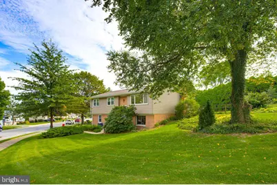 104 Oxford Drive, Lititz, PA 17543 - Photo 3