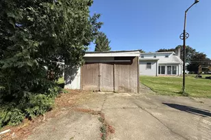 354 E Main St, Leola, PA 17540 - Photo 23
