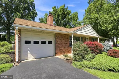 18 Pfautz Avenue, Lititz, PA 17543 - Photo 3