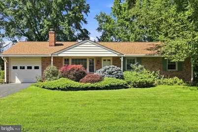 18 Pfautz Avenue, Lititz, PA 17543 - Photo 1