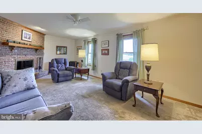 812 S Cedar Street, Lititz, PA 17543 - Photo 3