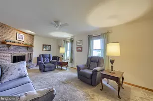 812 S Cedar St, Lititz, PA 17543 - Photo 3