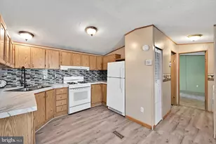330 Don Dr, New Holland, PA 17557 - Photo 11