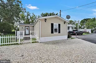 330 Don Dr, New Holland, PA 17557 - Photo 1