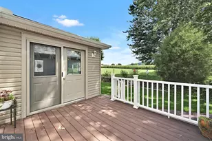 330 Don Dr, New Holland, PA 17557 - Photo 3