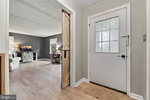 11 Woodland Ave, Lititz, PA 17543 - Photo 3