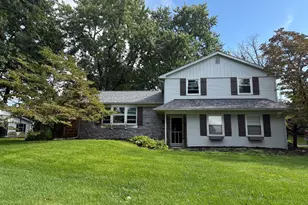 11 Woodland Ave, Lititz, PA 17543 - Photo 1