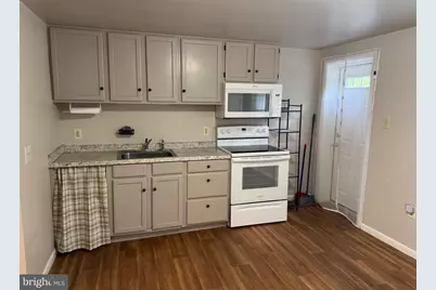 175 Strasburg Pike #B, Lancaster, PA 17602 - Photo 1