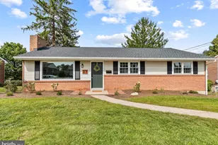 27 Fairview Dr, Akron, PA 17501 - Photo 1