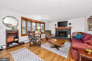 608 E Hummelstown St, Elizabethtown, PA 17022 - Photo 9