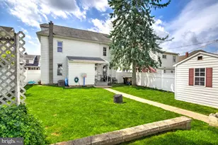 221 Brimmer Ave, New Holland, PA 17557 - Photo 11