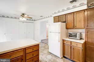 235 W Spruce St, New Holland, PA 17557 - Photo 15