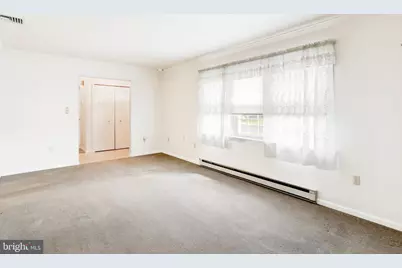 235 W Spruce Street, New Holland, PA 17557 - Photo 5