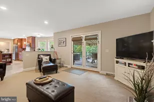 2874 Wimbledon Ln, Lancaster, PA 17601 - Photo 9