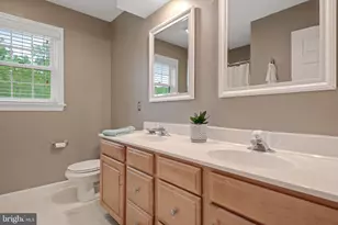 2874 Wimbledon Ln, Lancaster, PA 17601 - Photo 29