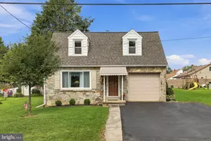 1615 Buttercup Rd, Lancaster, PA 17602 - Photo 1