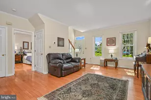 368 Hollytree Ct, Lancaster, PA 17601 - Photo 3
