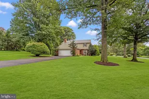1545 Valley Rd, Lancaster, PA 17603 - Photo 3