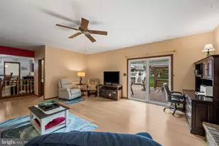 356 Locust Ln, Mount Joy, PA 17552 - Photo 7