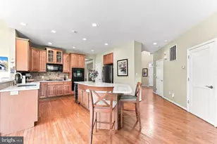 930 Hillcrest Dr, Kinzers, PA 17535 - Photo 9