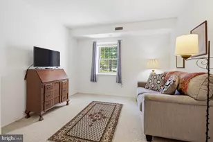 111 Valleybrook Dr, Lancaster, PA 17601 - Photo 11