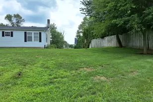 353 Cider Press Rd, Manheim, PA 17545 - Photo 3