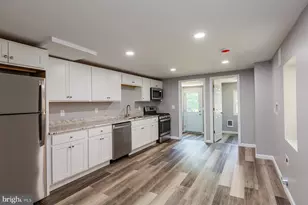 203 W High St, Elizabethtown, PA 17022 - Photo 11