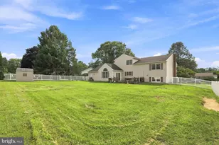 2494 Ellendale Dr, Lancaster, PA 17602 - Photo 41
