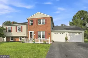 2494 Ellendale Dr, Lancaster, PA 17602 - Photo 5