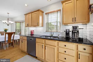 636 Royal View Dr, Lancaster, PA 17601 - Photo 15
