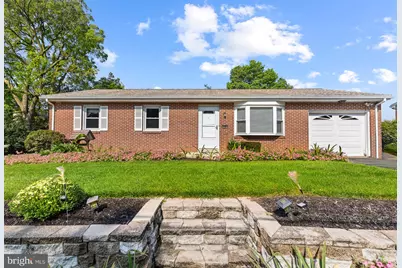 910 Pine Hill Road, Lititz, PA 17543 - Photo 1
