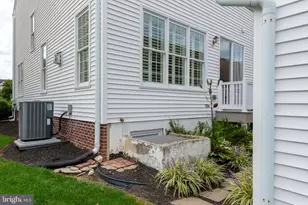 1432 Picket Dr, Lancaster, PA 17601 - Photo 33