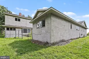 327 Blossom Hill Dr, Lancaster, PA 17601 - Photo 29