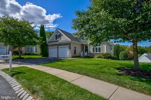 1734 Saffin Cir, Lancaster, PA 17601 - Photo 3