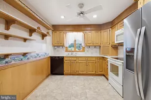 1164 Long Ln, Mount Joy, PA 17552 - Photo 13