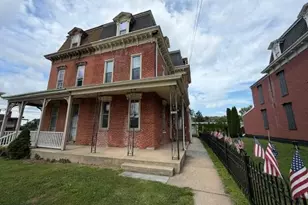 303 Chestnut St, Columbia, PA 17512 - Photo 1