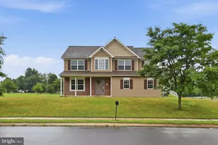 125 Woodmeadow Dr, Denver, PA 17517 - Photo 3