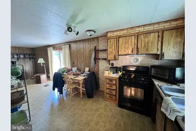 598 E Hazel Avenue, Marietta, PA 17547 - Photo 5