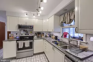 2223 Harmony Hill Dr, Lancaster, PA 17601 - Photo 11