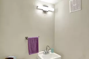 328 Lancaster Ave, Lancaster, PA 17603 - Photo 17