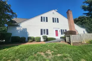 3228 Pinewyn Cir, Lancaster, PA 17601 - Photo 3