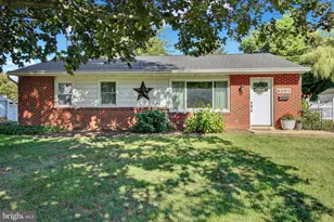 6287 Carpenter St, East Petersburg, PA 17520 - Photo 1