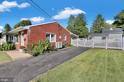 6287 Carpenter Street, East Petersburg, PA 17520 - Photo 3